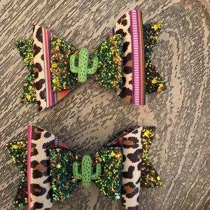 Cactus Hair Bow